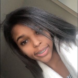 Meet your Posher, Logan